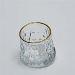 ڈائمنڈ ایمبسڈ پیٹرن گلاس